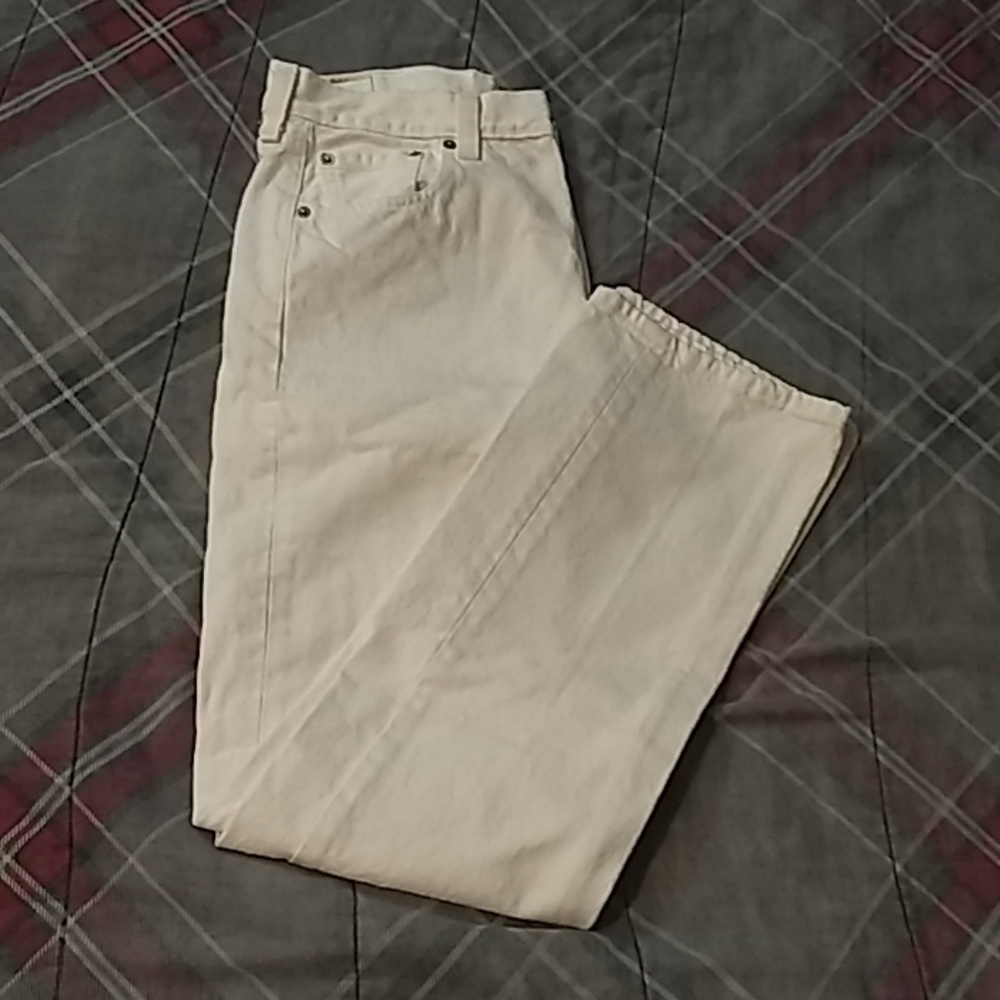 30x32 Straight Fit Levi Jeans